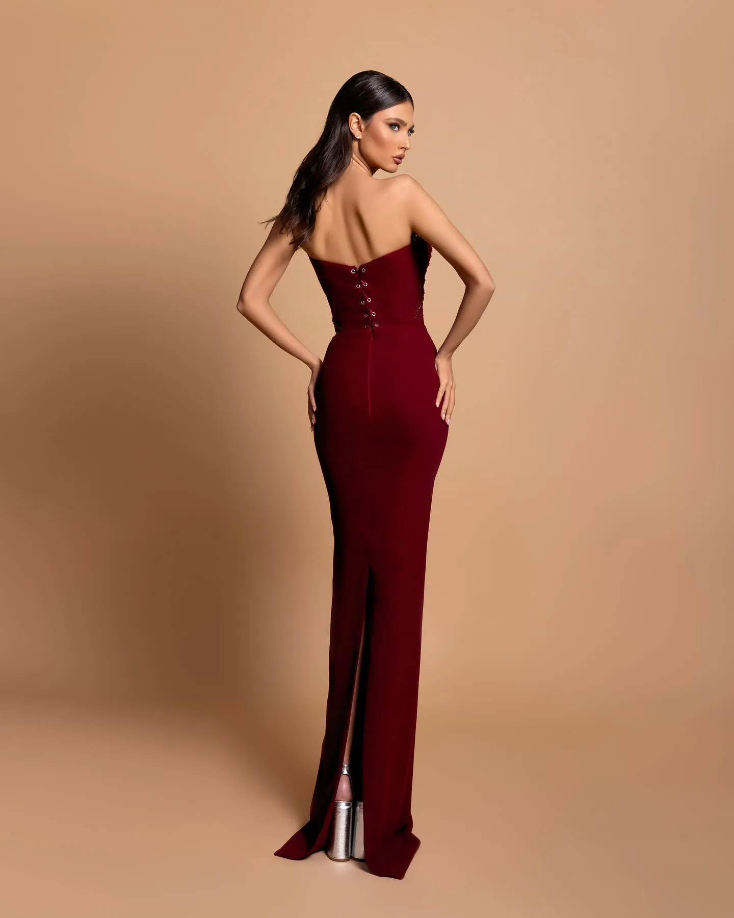 Fabulous Column Strapless Sleeveless Rhinestone Satin Burgundy Prom Dresses