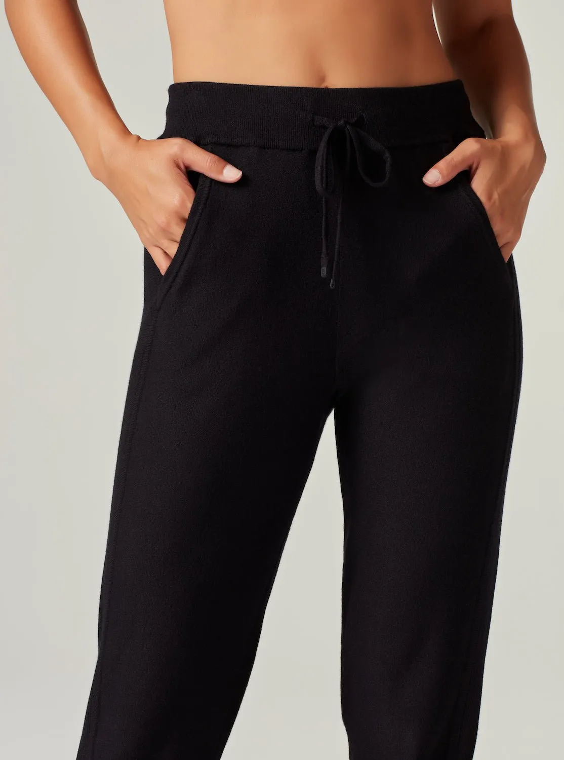 Portola Jogger - Black Final Sale