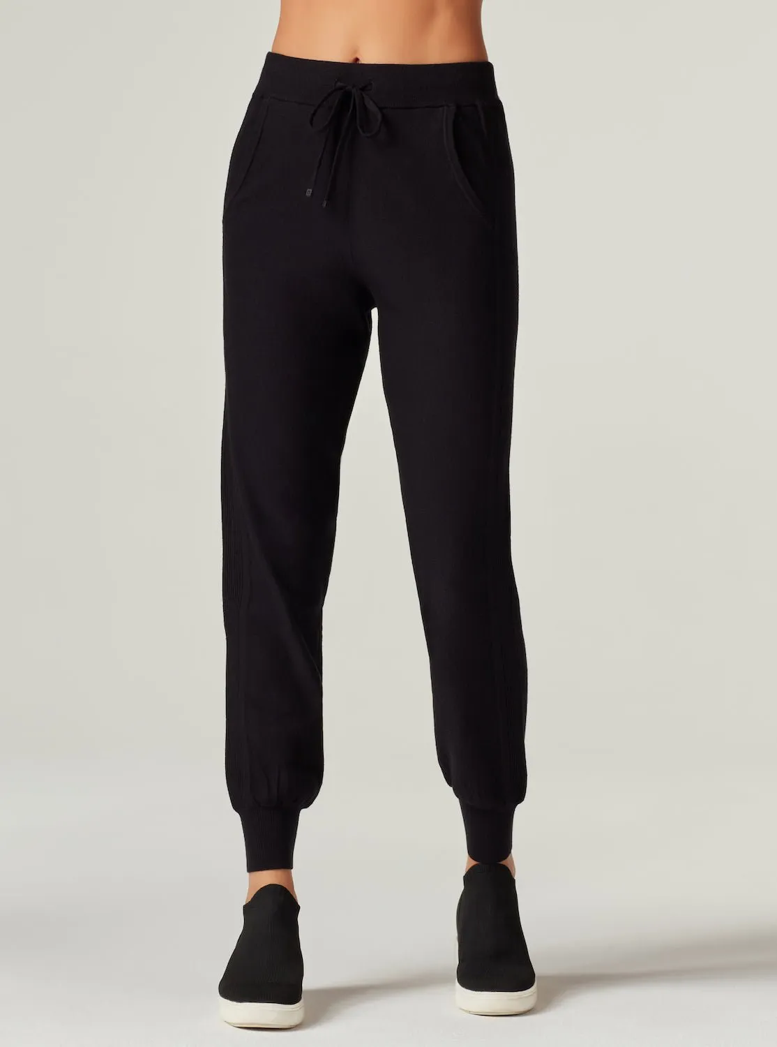 Portola Jogger - Black Final Sale