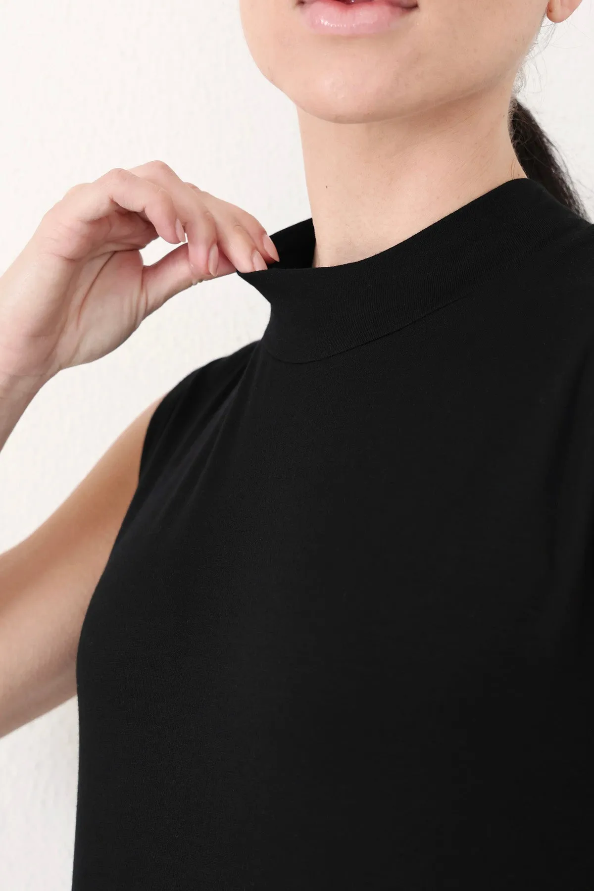 Sleeveless Slip Dress - Black