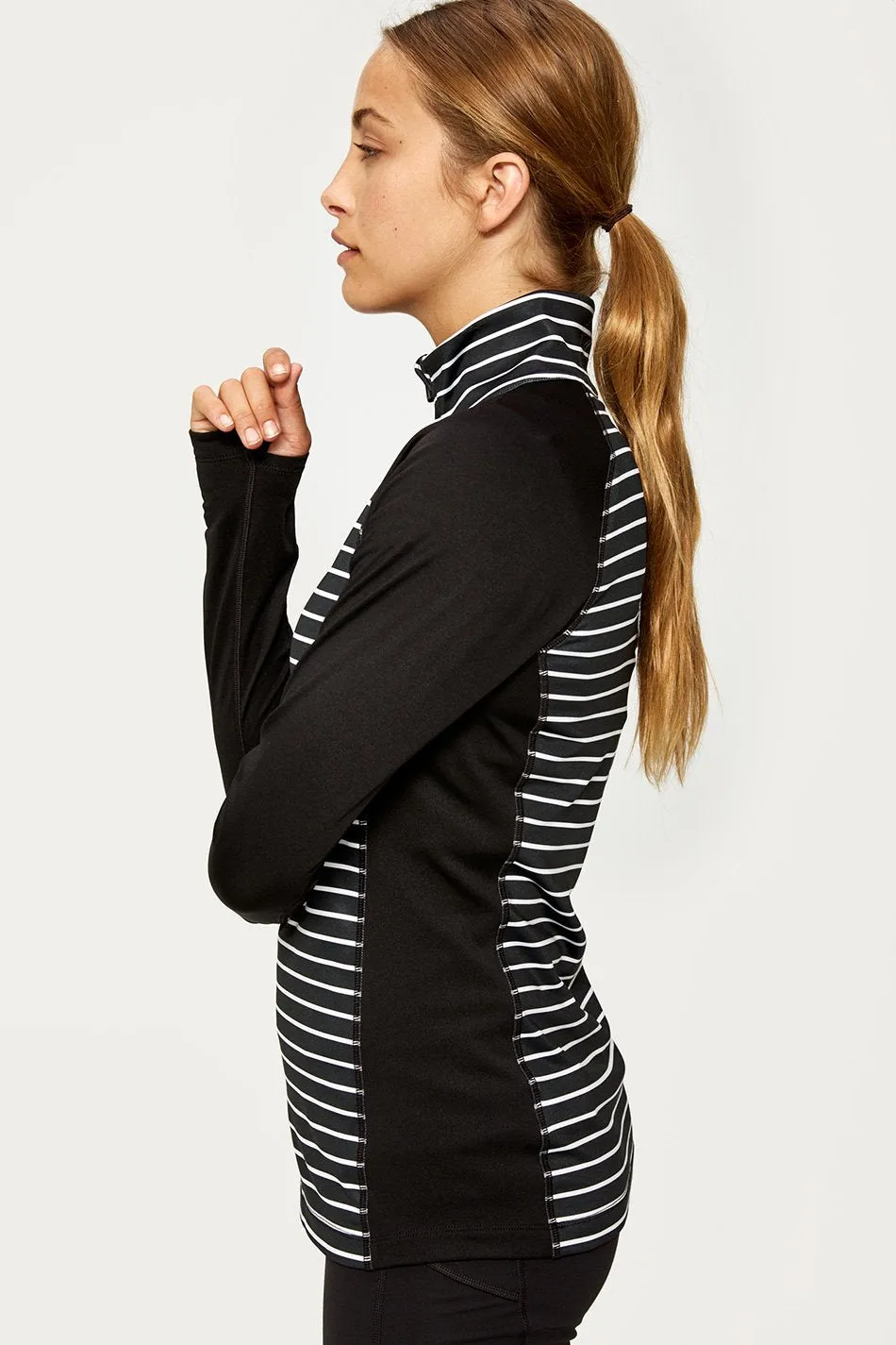STRIKING TOP