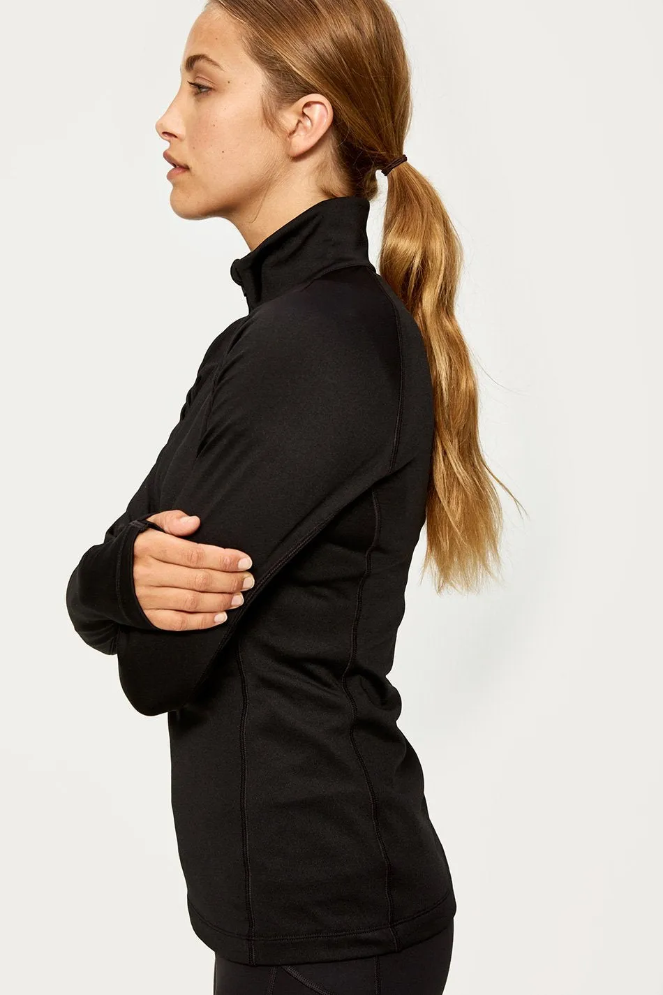 STRIKING TOP